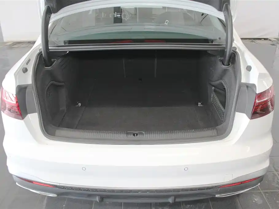 Audi A4L 2024