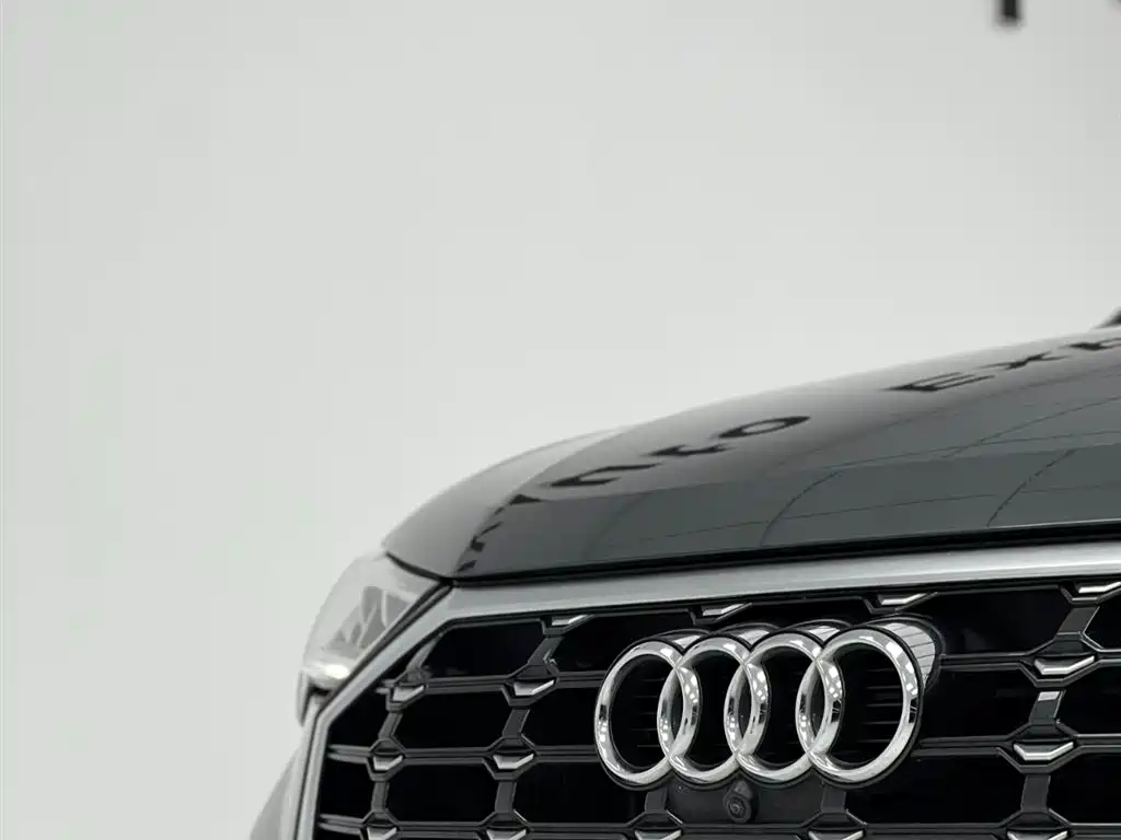 Audi Q3 2022 — фото 10