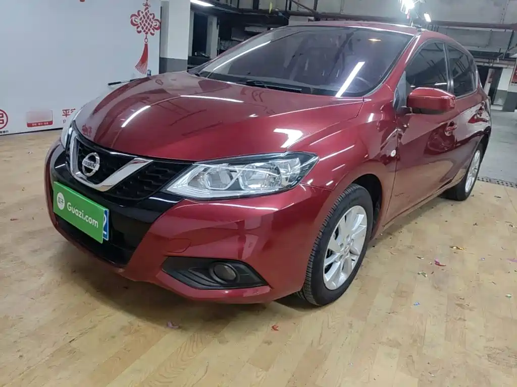 Nissan Tiida 2018 — фото 1