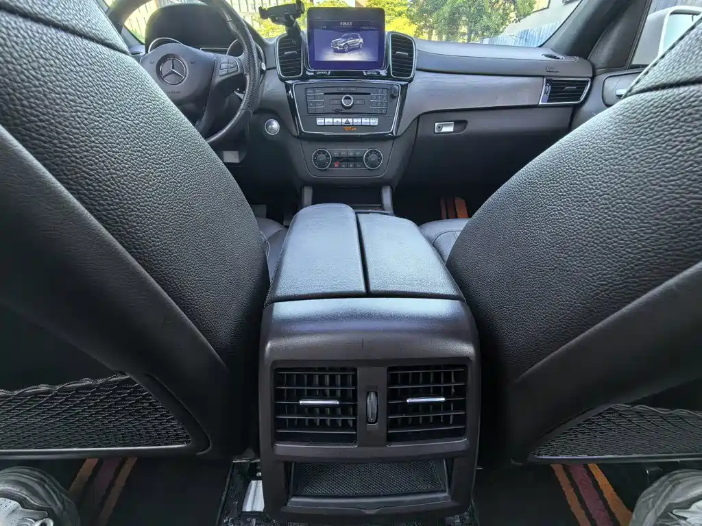 Mercedes-Benz GLE 2018 — фото 20