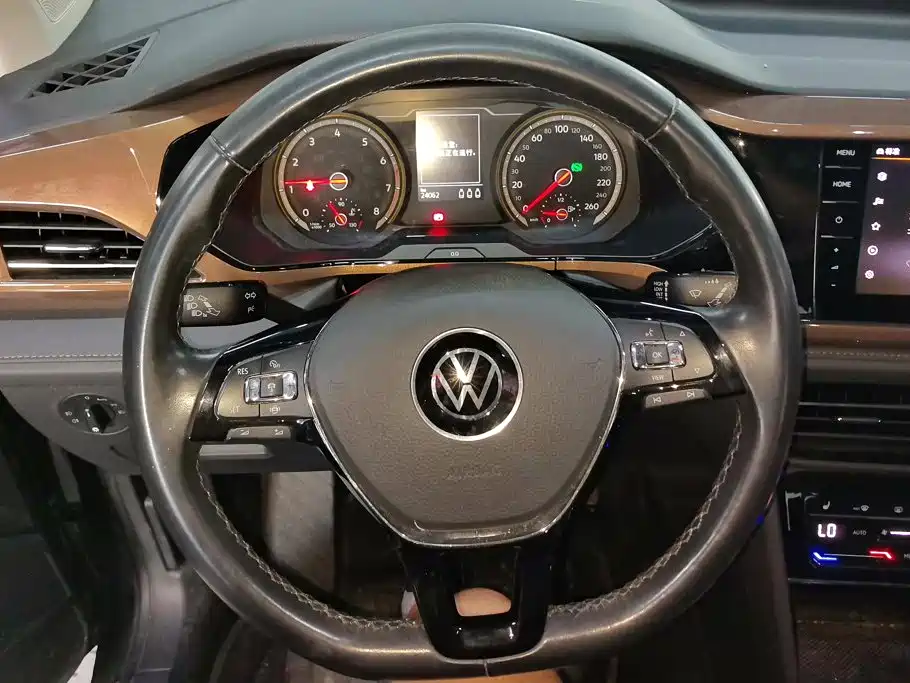 Volkswagen Tharu 2021 — фото 15
