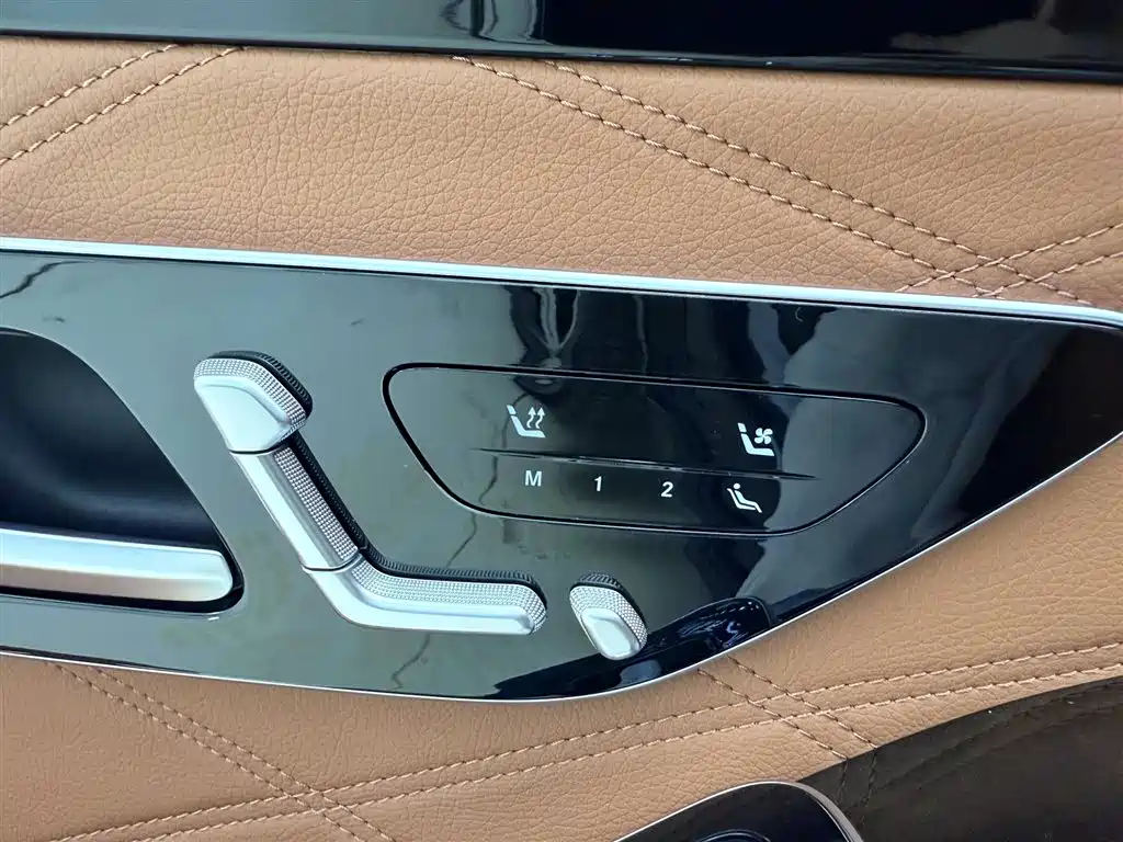 Mercedes-Benz Maybach S-Class 2021 — фото 18