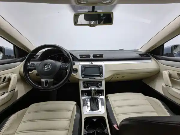 Volkswagen CC 2010