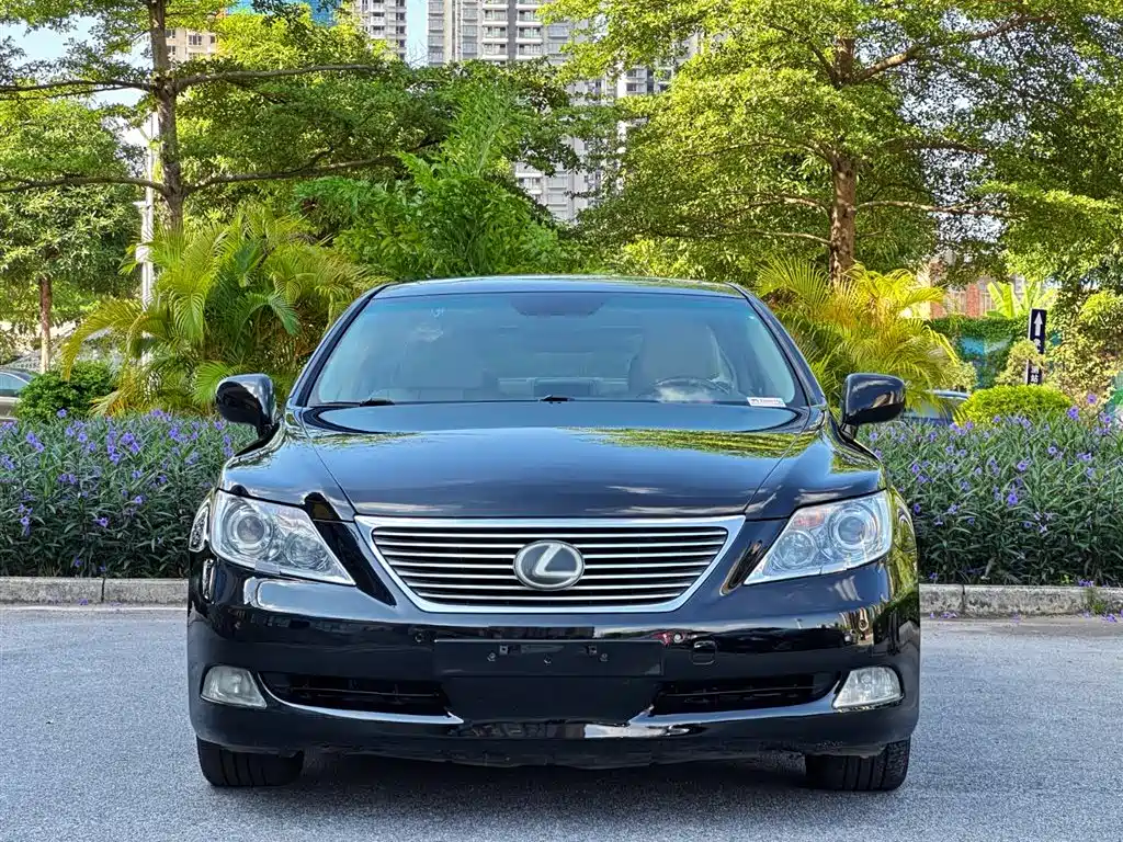 Lexus LS 2009 — фото 2