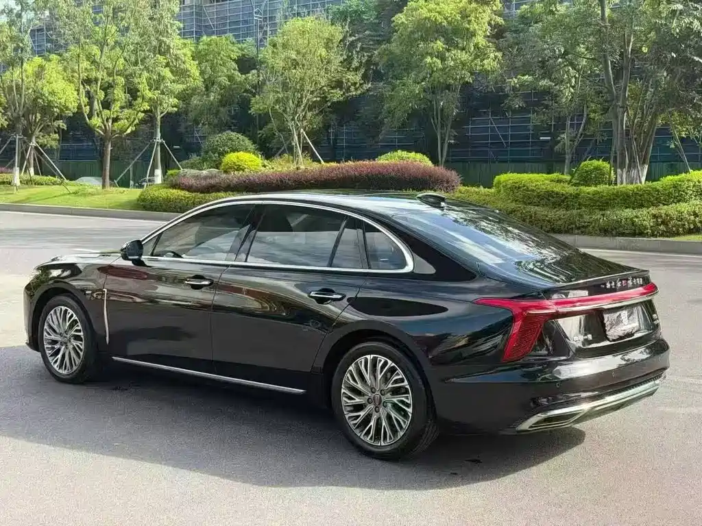 Hongqi H5 2023 — фото 5