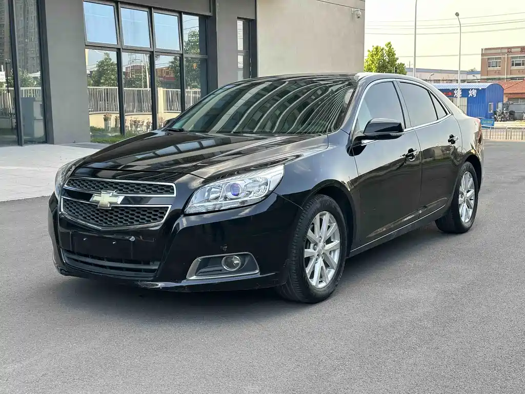 Chevrolet Malibu 2014 — фото 1