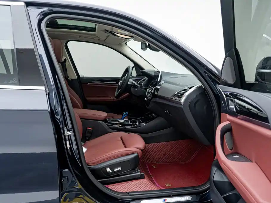 BMW iX3 2023 — фото 18