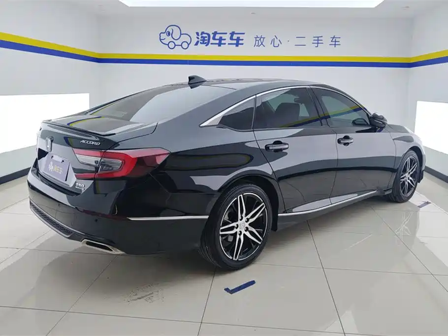 Honda Accord 2022 — фото 3