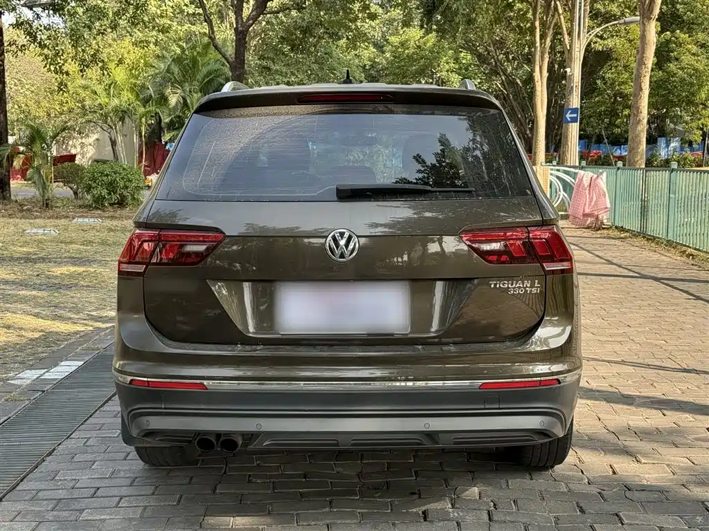 Volkswagen Tiguan L 2018 — фото 24