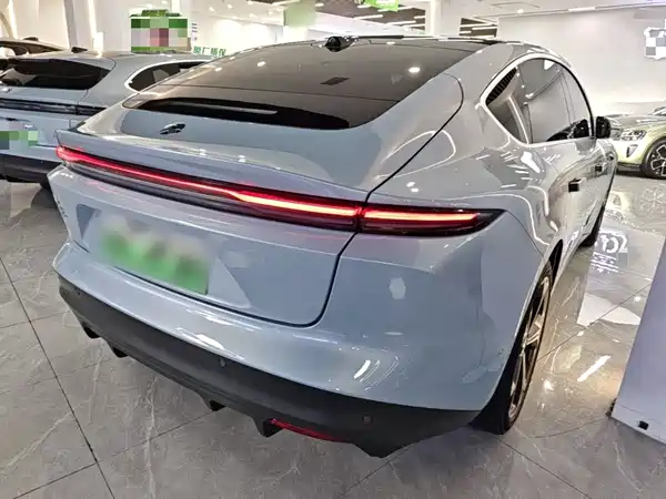 NIO ET5 2023