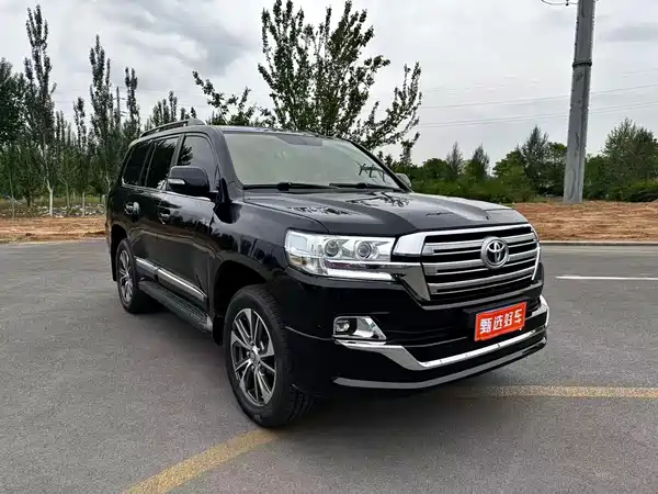 Toyota Land Cruiser 2014