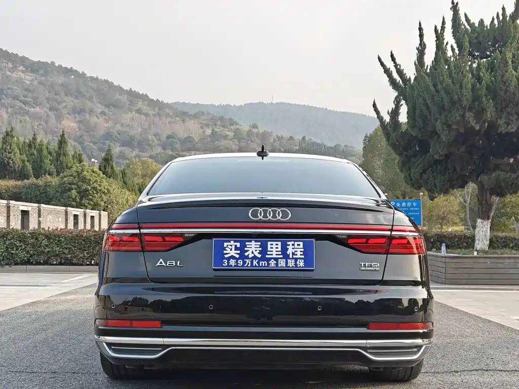 Audi A8 2021