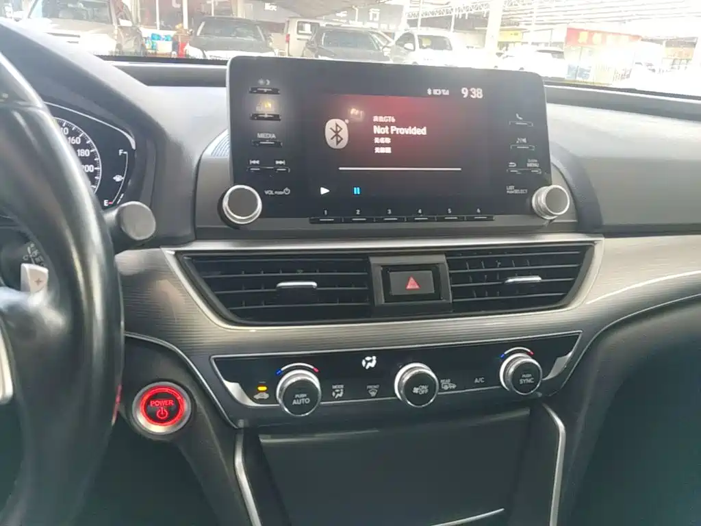Honda Accord 2020 — фото 13