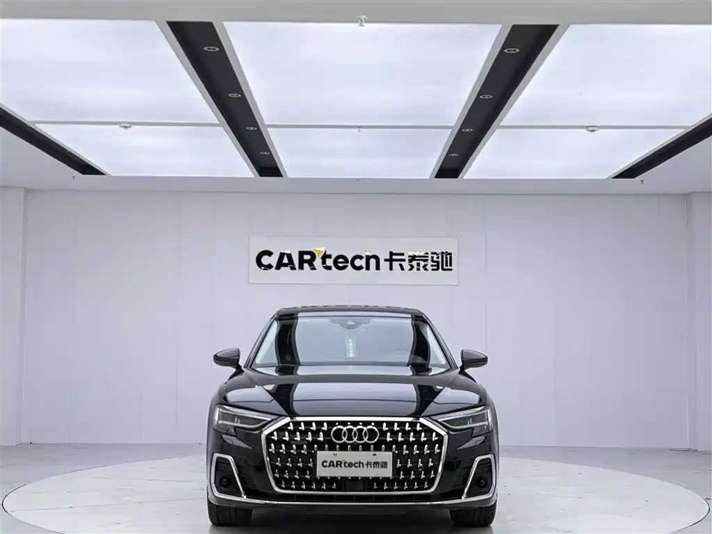 Audi A8 2024