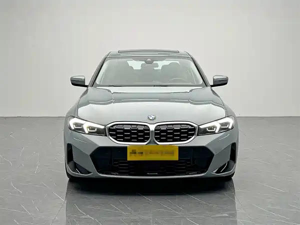 BMW 3 Series 2025