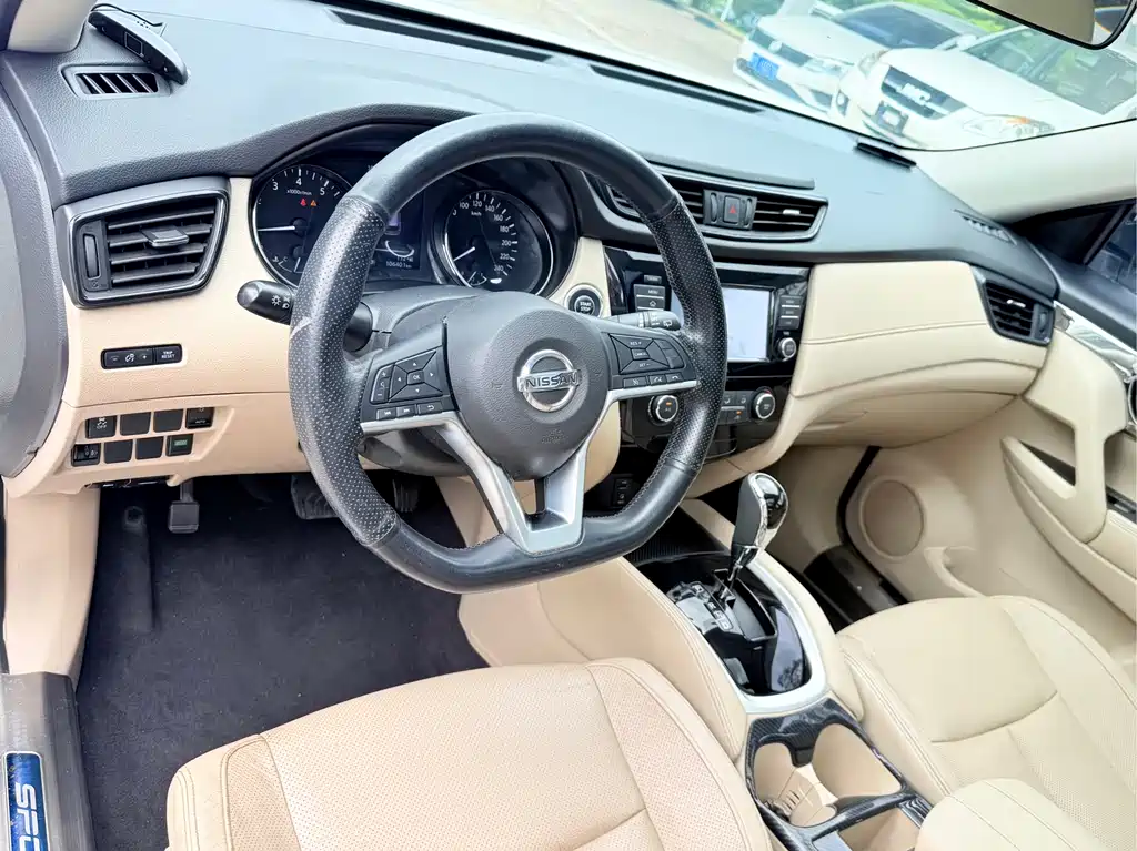Nissan X-Trail 2018 — фото 11
