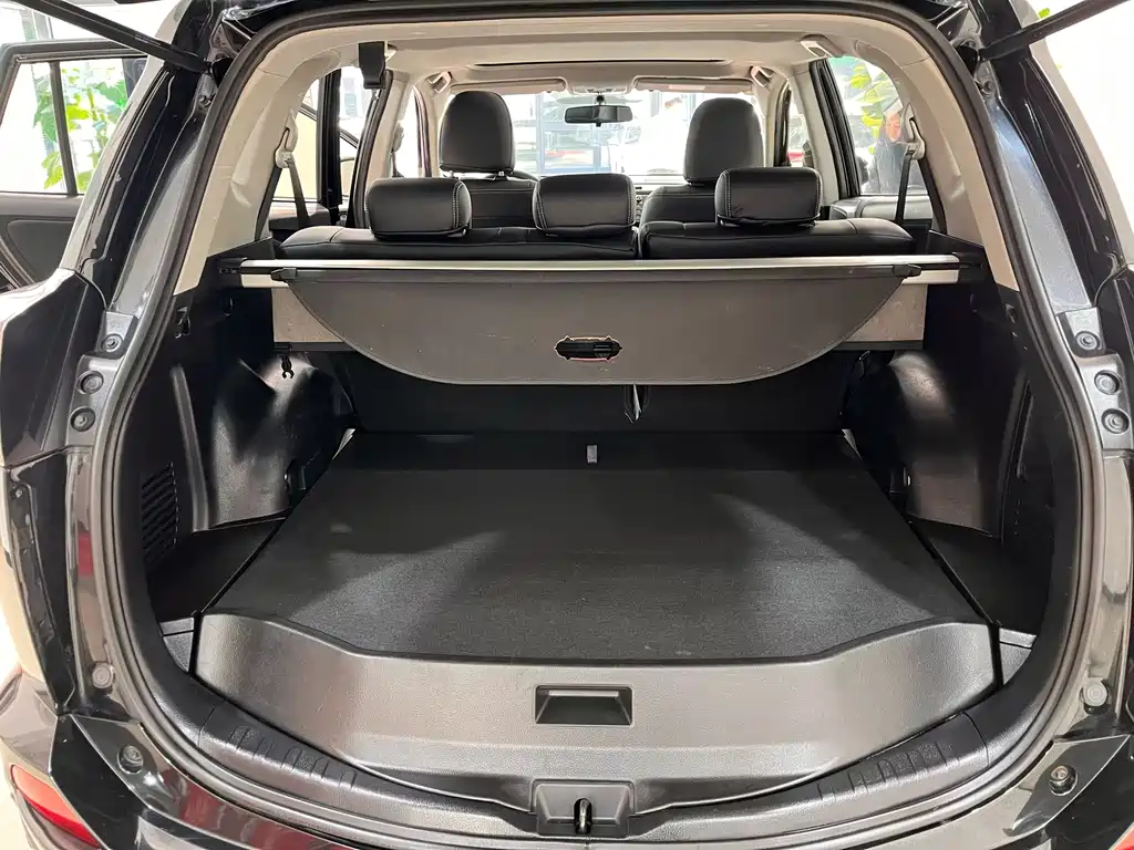 Toyota RAV4 2016 — фото 7