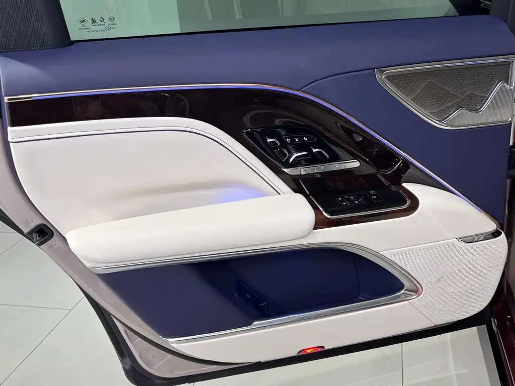 Hongqi Guoya 2025 — фото 24