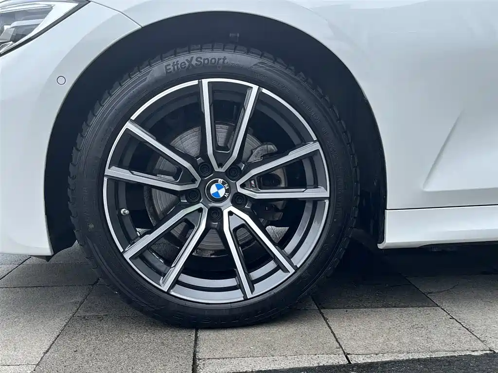 BMW 3 Series 2022 — фото 10