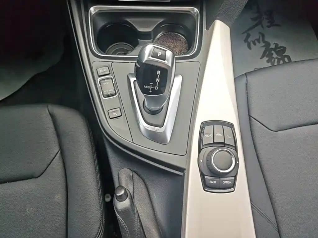 BMW 3 Series 2014 — фото 14