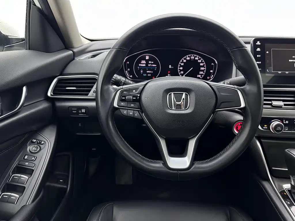 Honda Accord 2023 — фото 9