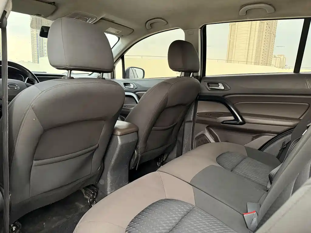 GAC Motor Trumpchi GS4 2016 — фото 5