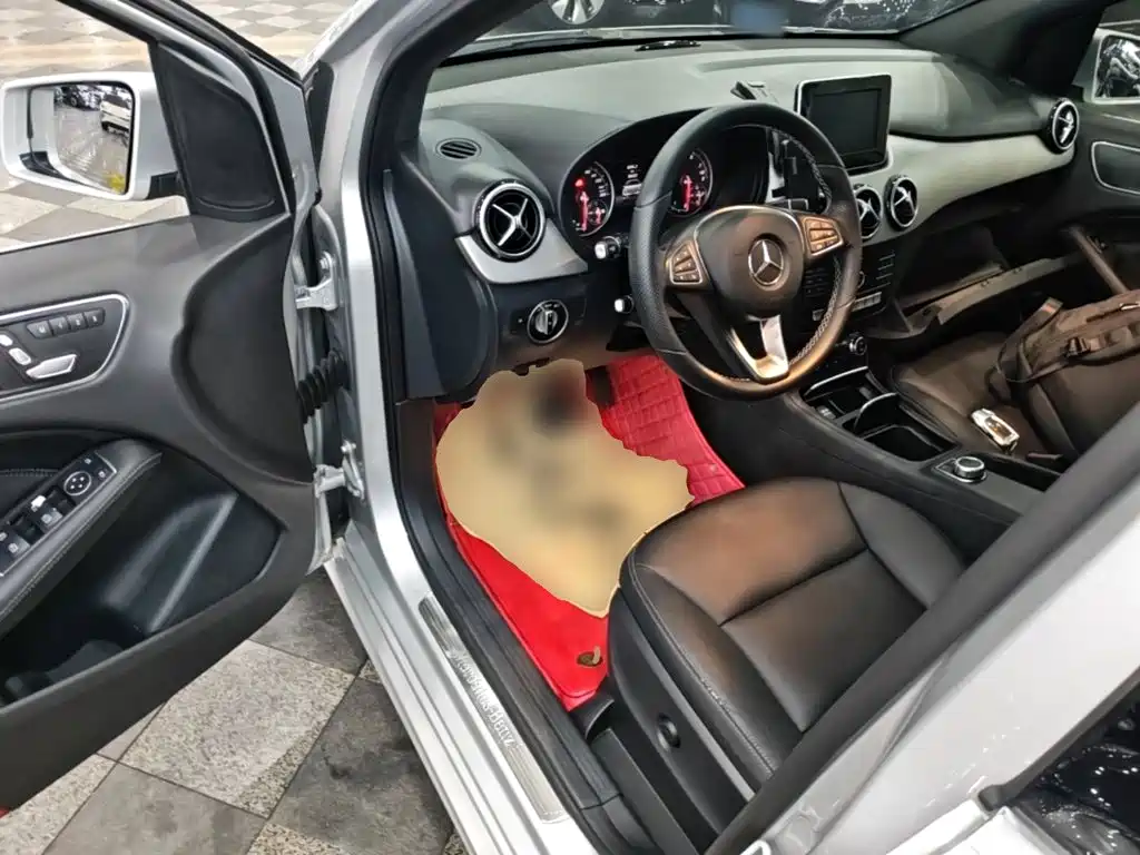 Mercedes-Benz B-Class 2015 — фото 16