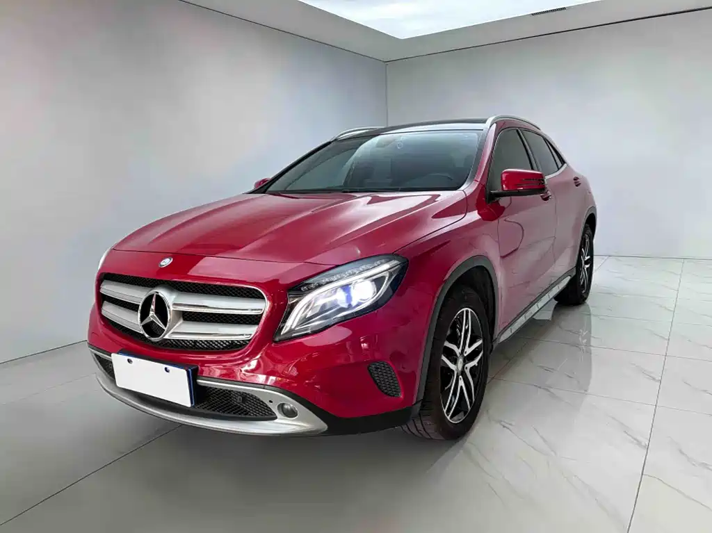 Mercedes-Benz GLA 2017 — фото 1