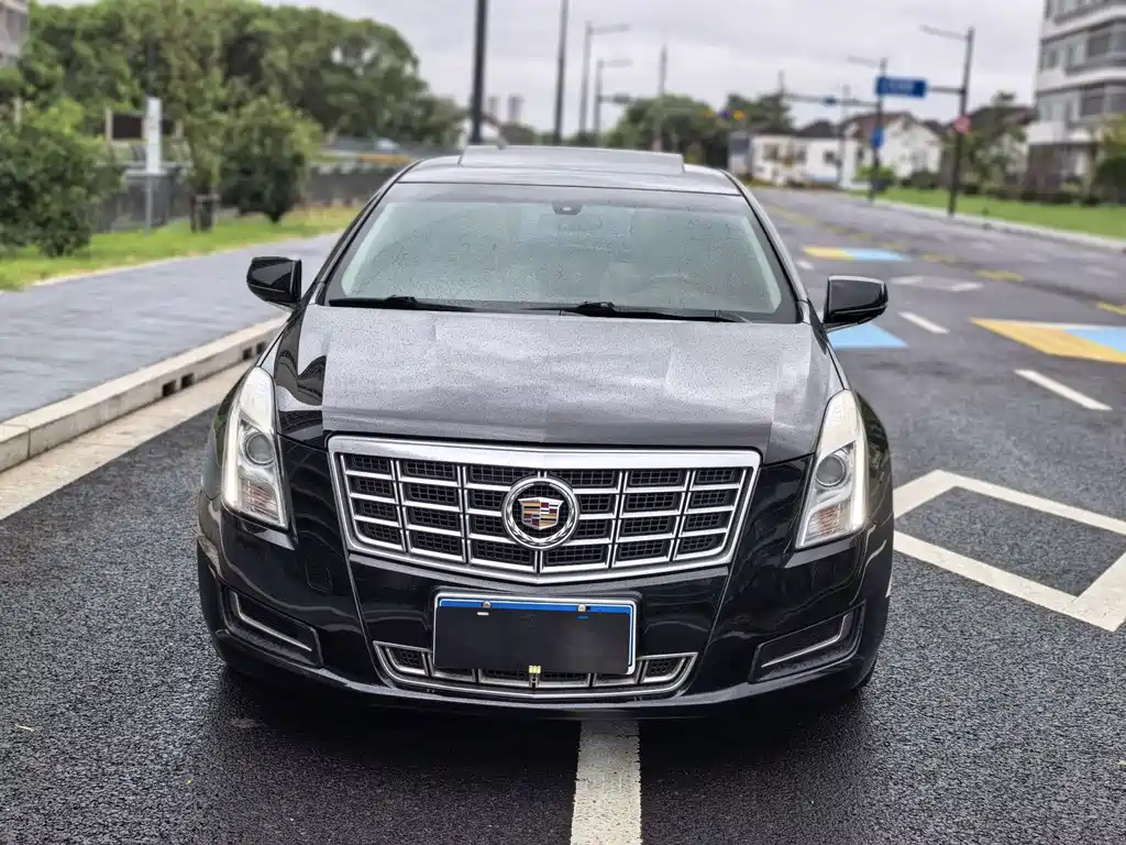 Cadillac XTS 2016 — фото 2