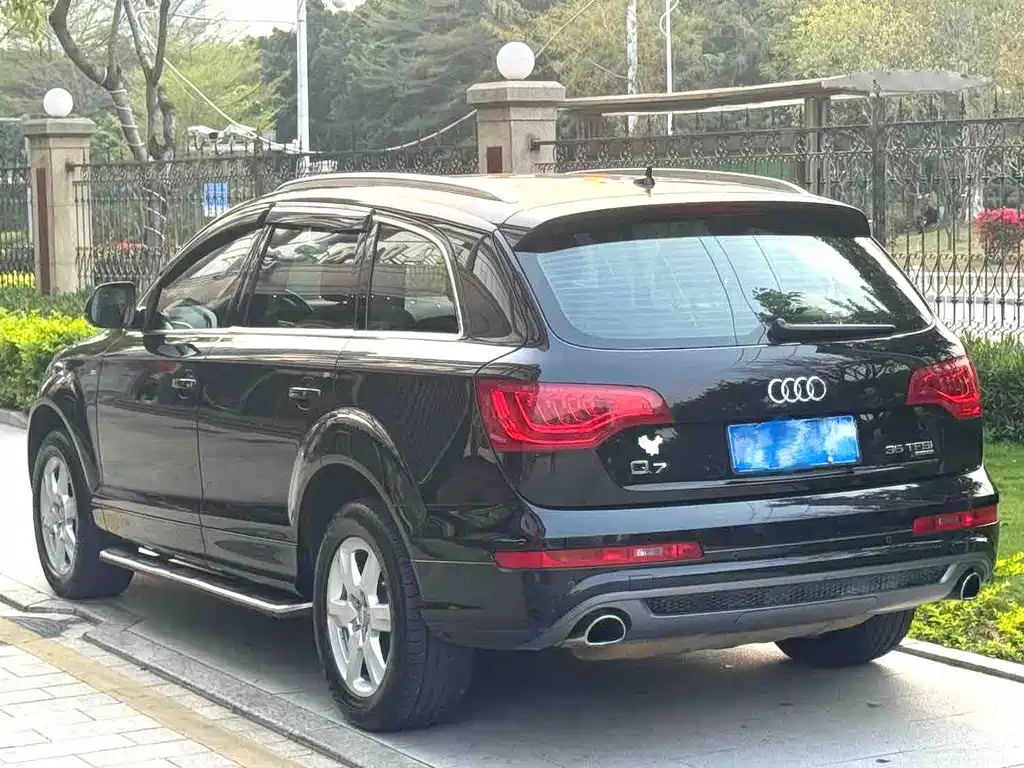 Audi Q7 2015 — фото 6