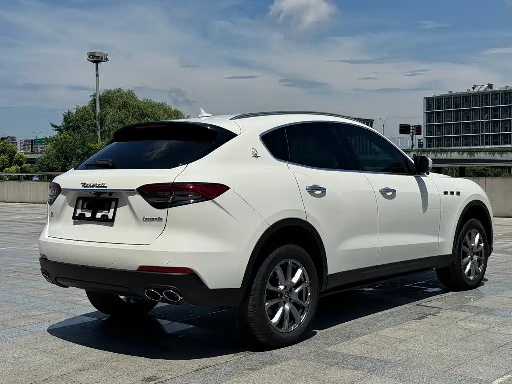 Maserati Levante 2021 — фото 14