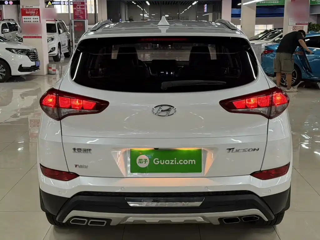 Hyundai Tucson 2018 — фото 12