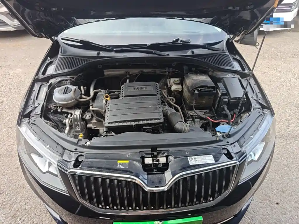 Skoda Octavia 2017 — фото 20