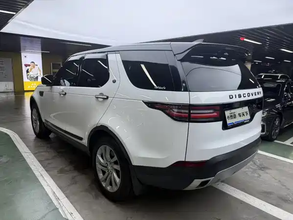 Land Rover Discovery 2018