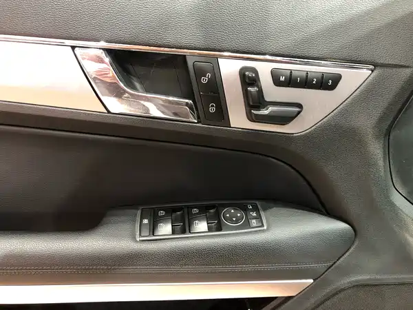 Mercedes-Benz E-Class 2012
