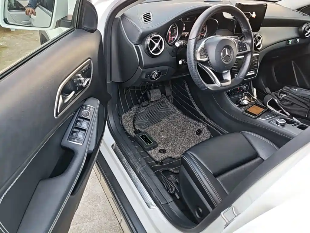 Mercedes-Benz GLA 2019 — фото 16