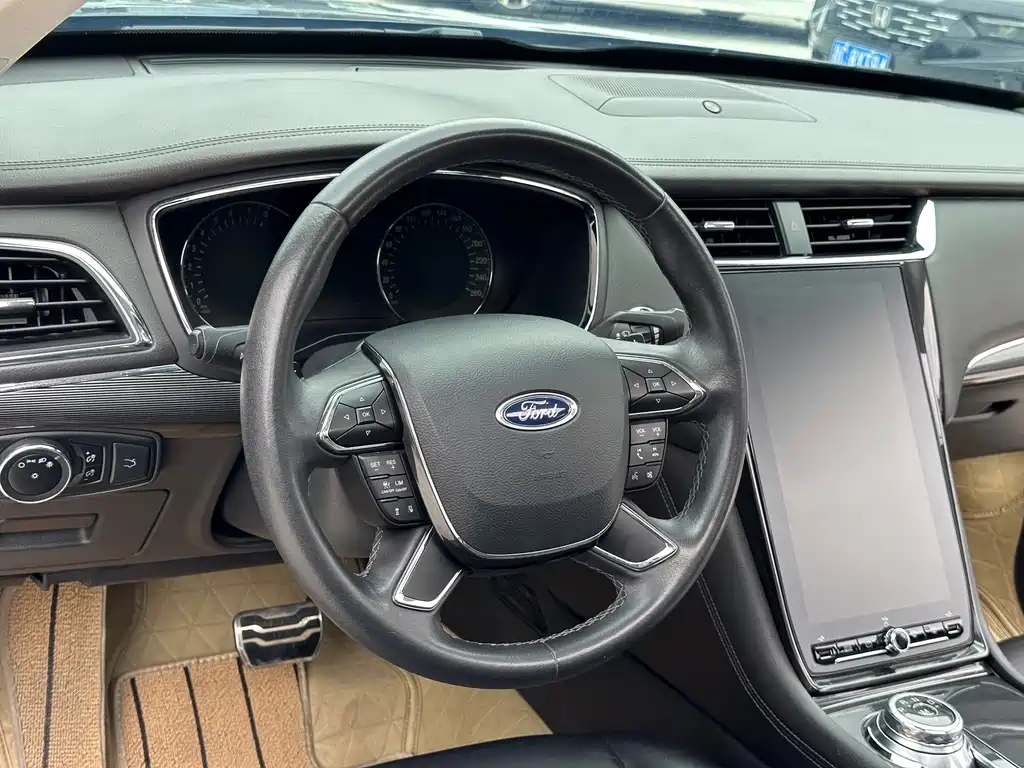 Ford Taurus 2021 — фото 16