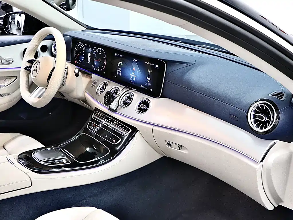 Mercedes-Benz E-Class 2023 — фото 13