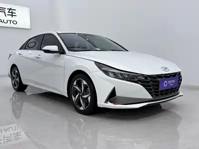 Hyundai Elantra 2022