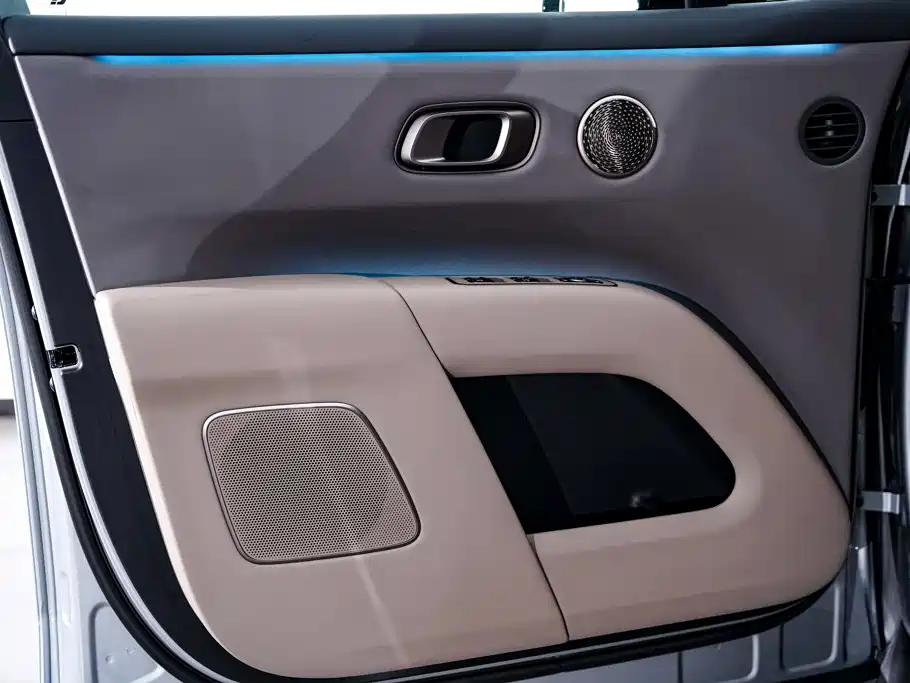 Li Auto i8 2026 — фото 17