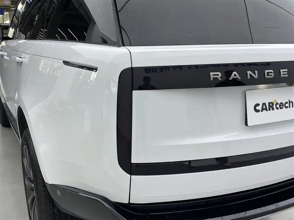 Land Rover Range Rover 2025 — фото 12