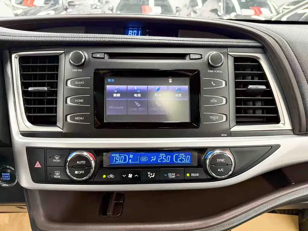 Toyota Highlander 2017 — фото 17