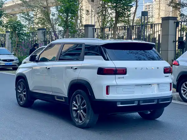 Geely ICON 2020
