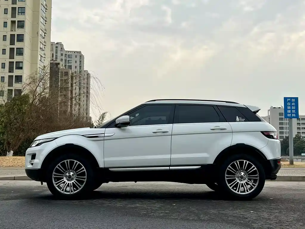 Land Rover Evoque 2012