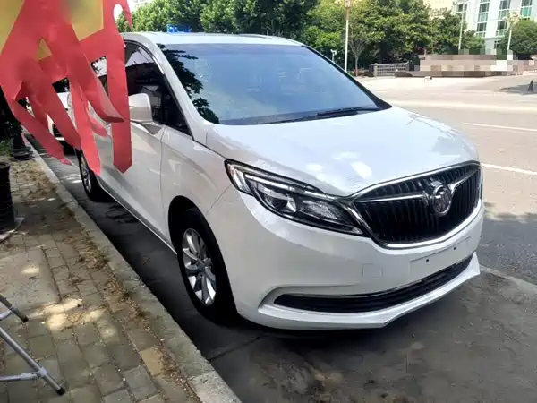 Buick GL8 2017