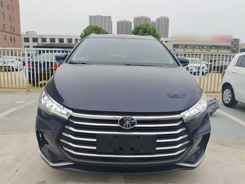 BYD MAX 2022 — фото 3