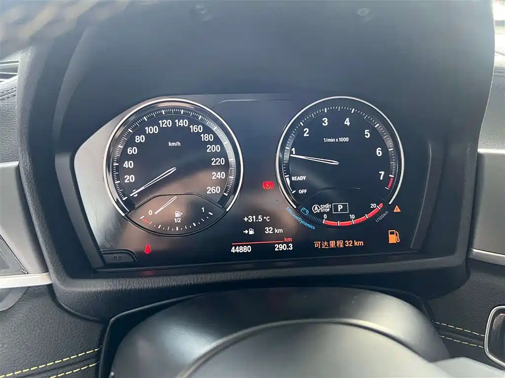 BMW X2 2023 — фото 14