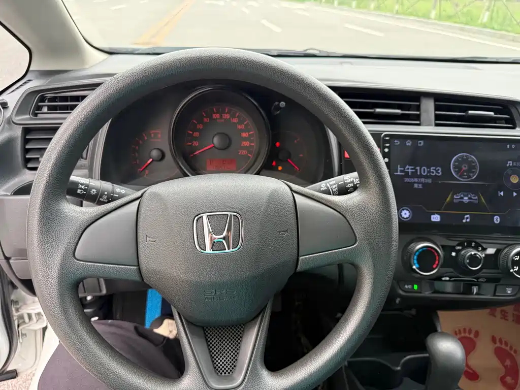 Honda Fit 2015 — фото 14