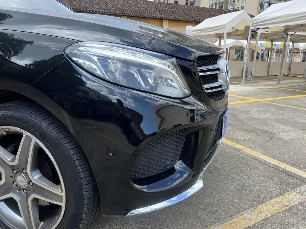 Mercedes-Benz GLE 2016