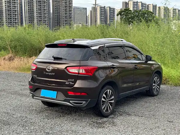 GAC Trumpchi GS4 2016